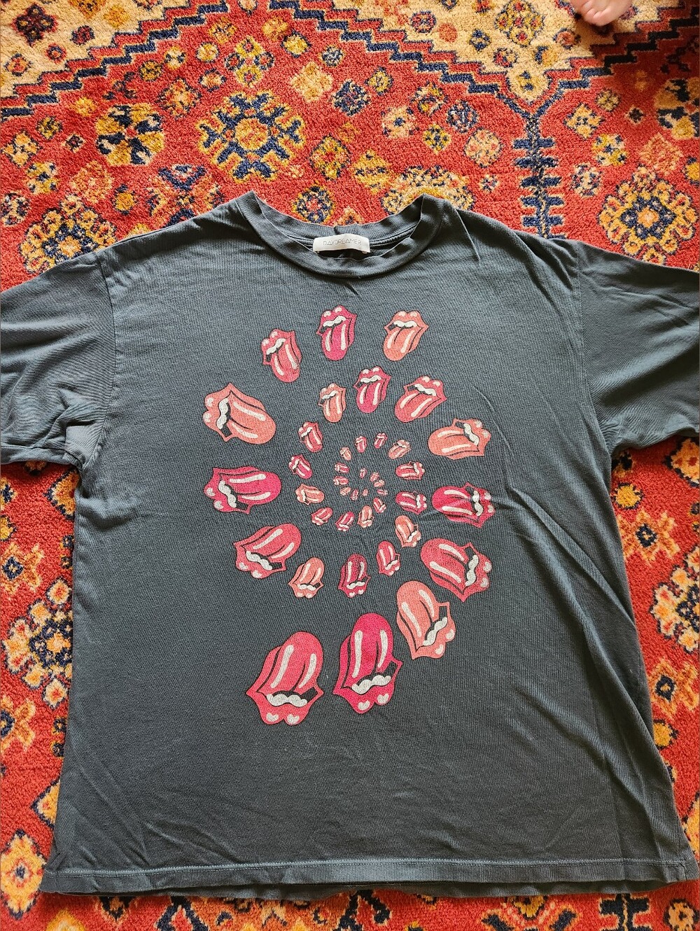 Daydreamer Rolling Stones Hot Lips Charcoal Short Sleeve Tee